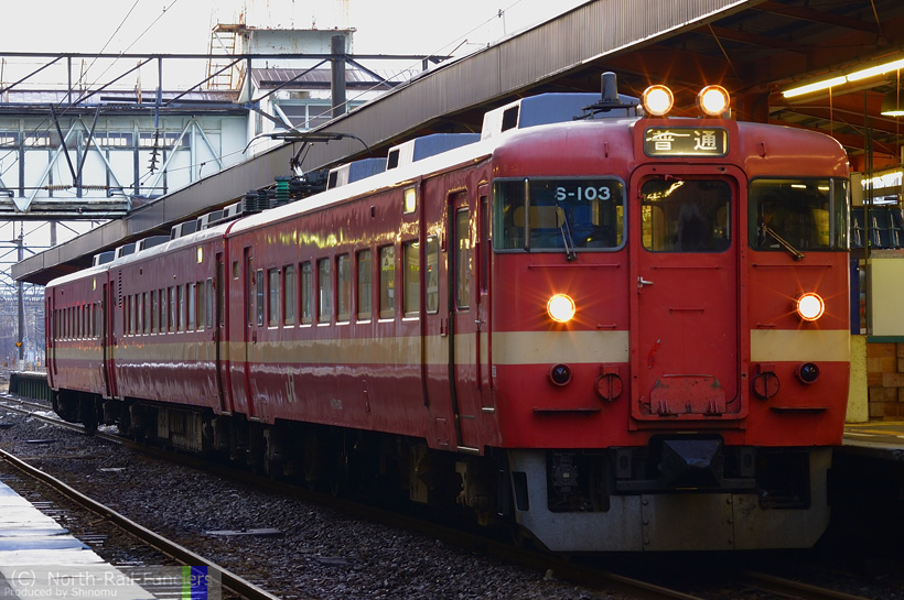 711系電車-2